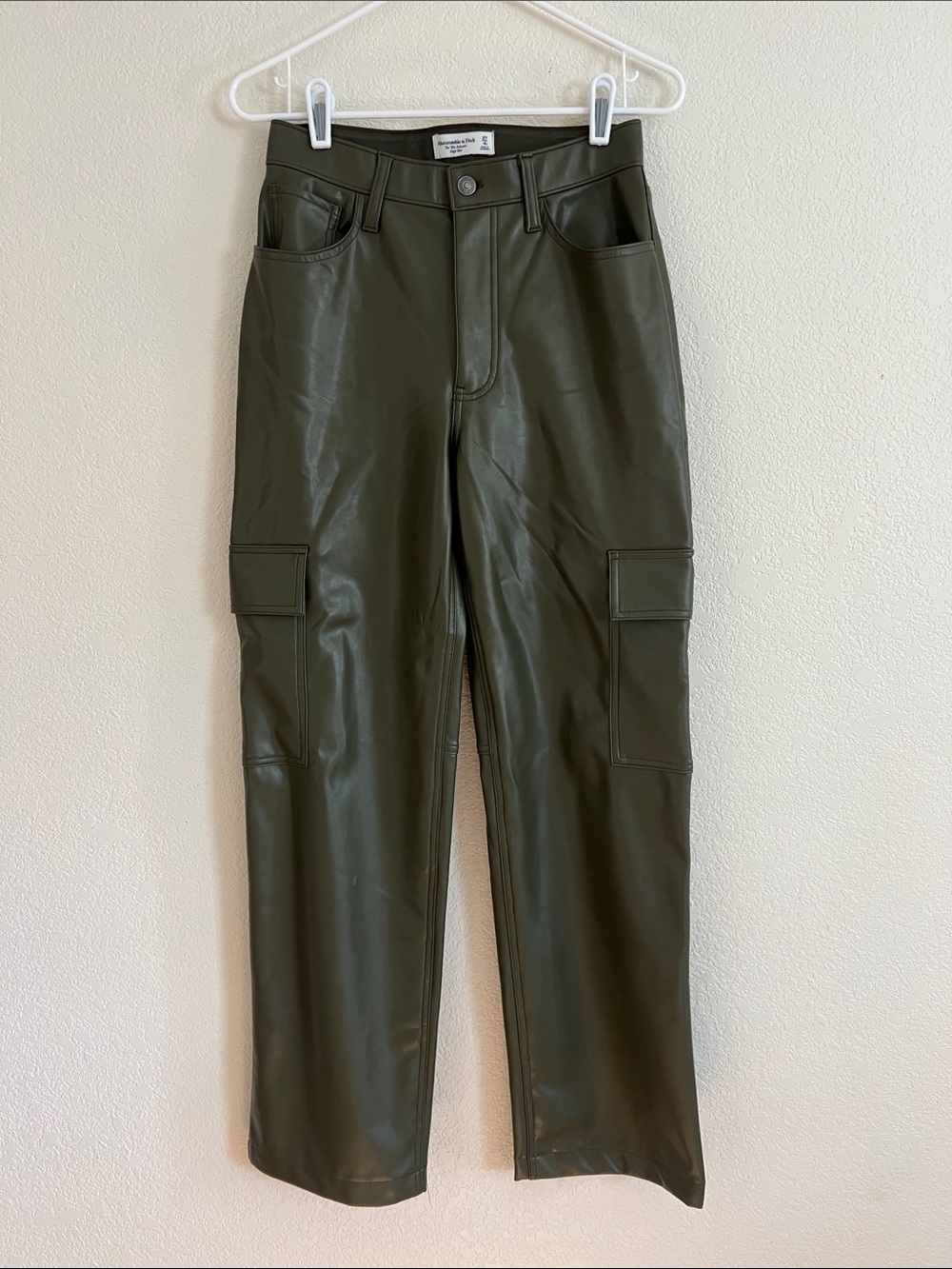 Abercrombie & Fitch Curve Love High Rise 90s Relaxed Vegan Leather Pants